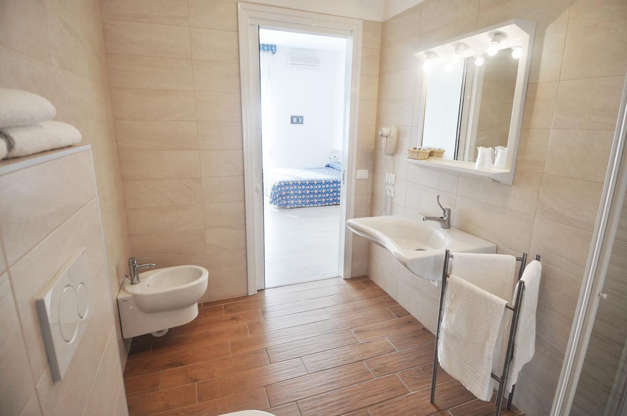 Standard Double Room,643500618:JPEG